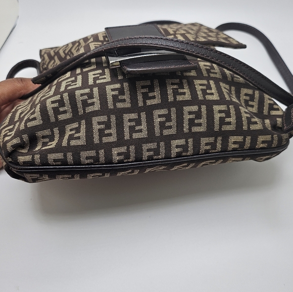FENDI Zucchino Canvas Mamma Baguette Crossbody Bag - Picture 4 of 11